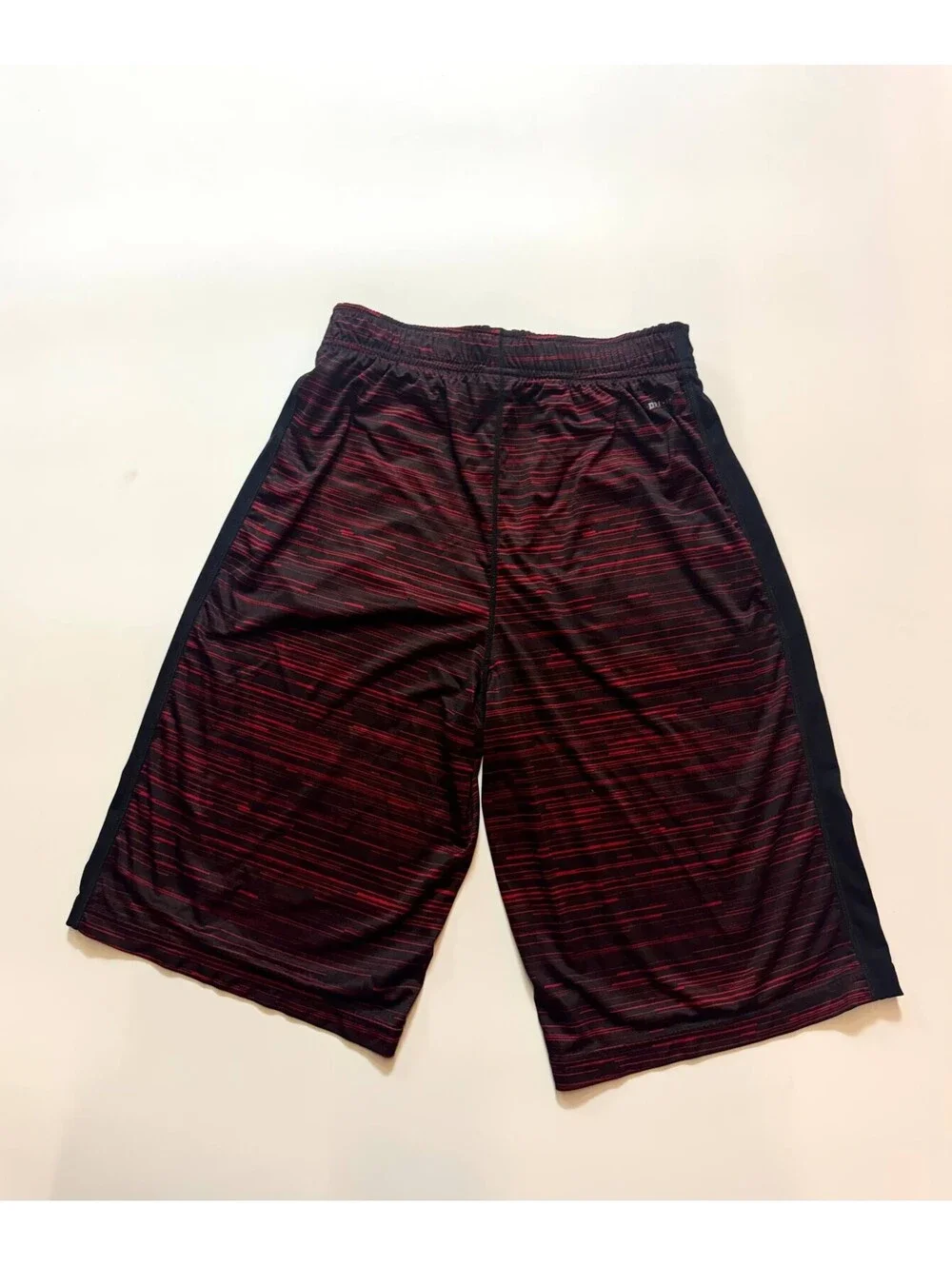 Nike Dri-FIT Athletic Shorts XL Black Red 717181-011 Damaged Front Logo Striped